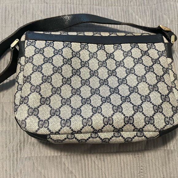 Gucci Crossbody handbag Authentic - Picture 10 of 12